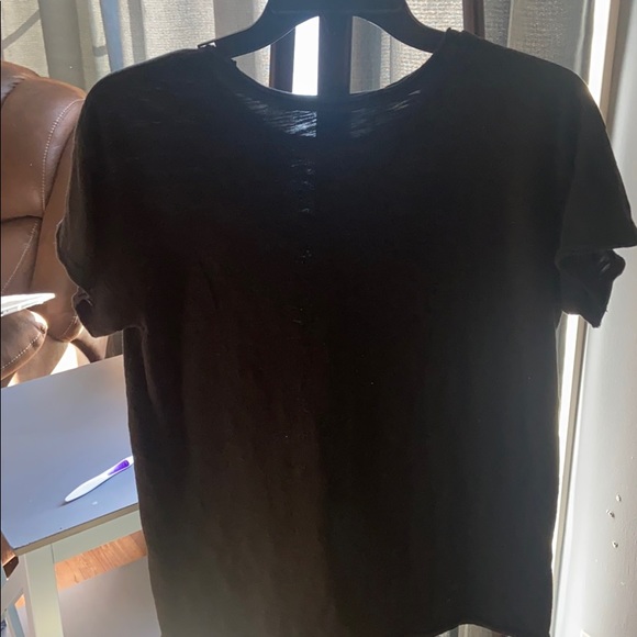 American Eagle Graphic Tee - Picture 3 of 3